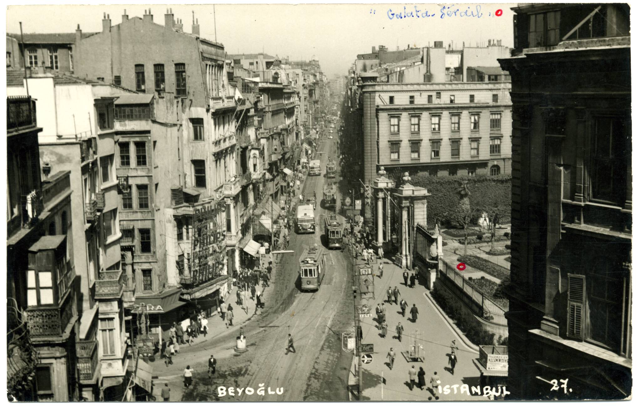 İstiklal Caddesi, Galatasaray